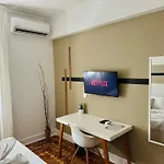 Saldanha L Iconic Stay Climate Comfort 1 Min To Metro, Near Coworks And Eduardo VII Park I Soar Home Stays L 홈스테이 *