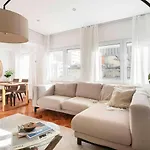 Soar L Saldanha L Premium Climate Comfort 1 Min To Metro, Near Coworks And Eduardo Vii Park
