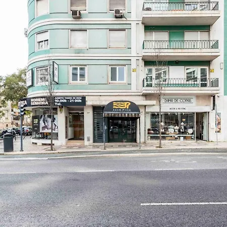 شقة Saldanha L Iconic Climate Comfort 1 Min To Metro, Near Coworks And Eduardo Vii Park Lisboa